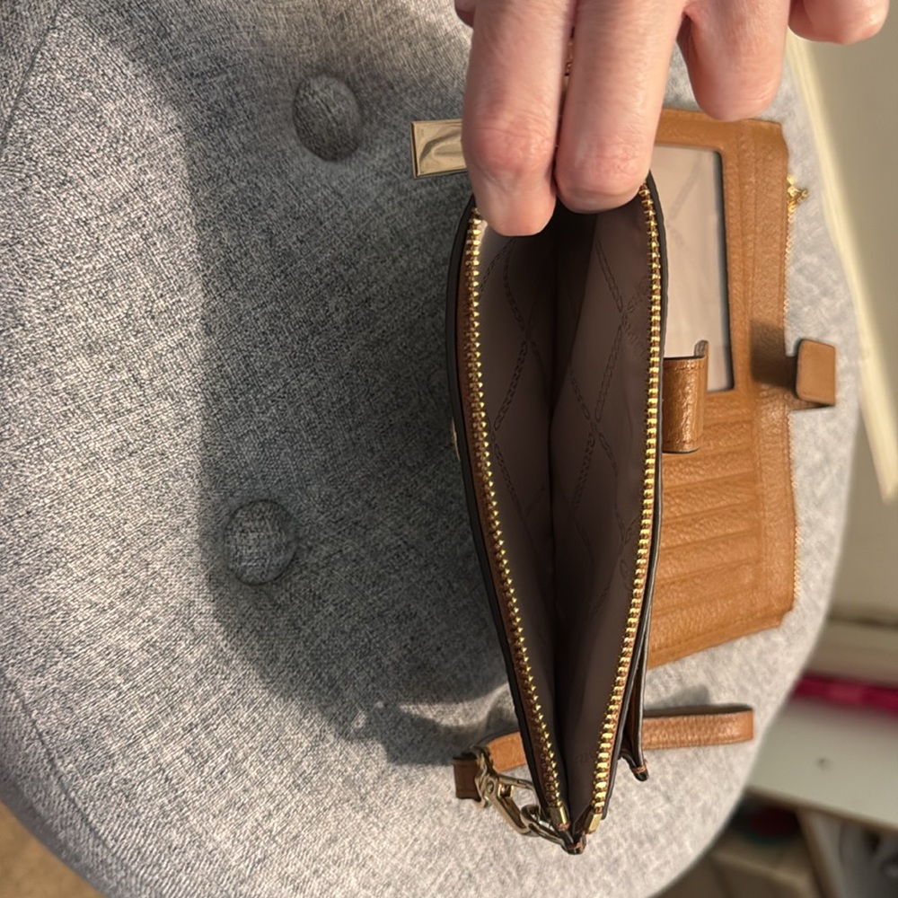 Michael Kors Adele Leather Smartphone Wallet - image 6